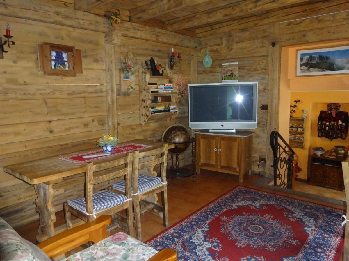 Hotel Genzianella Presenaio Exteriör bild