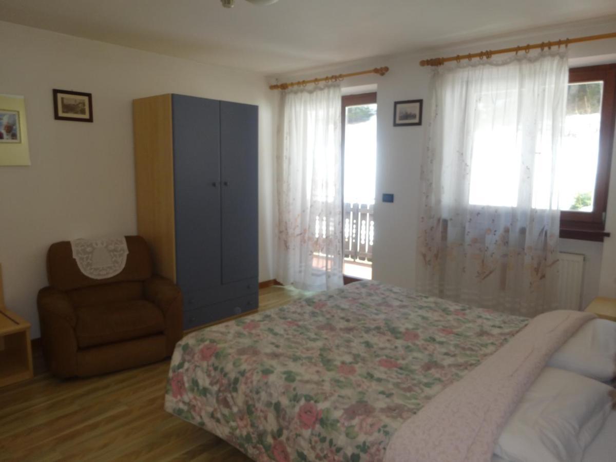 Hotel Genzianella Presenaio Exteriör bild